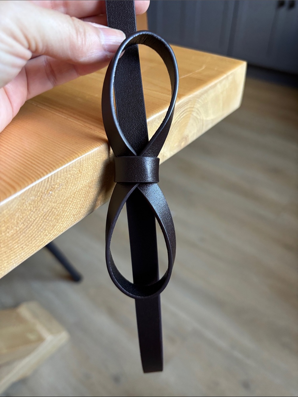Dark Brown Leather Bow Belt in M/L